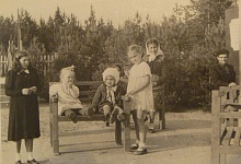 «...Остановилось время в кадре каждом...»