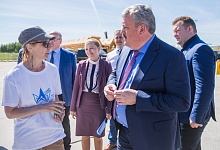 Глава Коми Гапликов посетил базу скульпторов под Ухтой