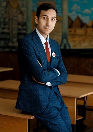 "ПОД КРЫЛЫШКОМ"